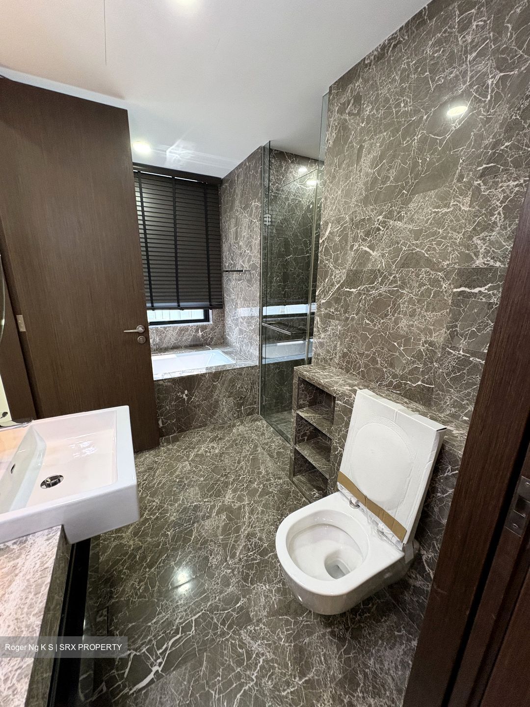Amber 45 (D15), Apartment #607978491